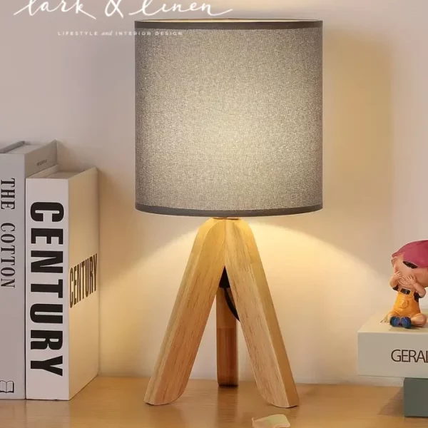 Ahşap Tripod Masa Lambası